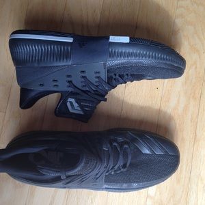 Adidas men's Dame 3 Basketball Shoes - New